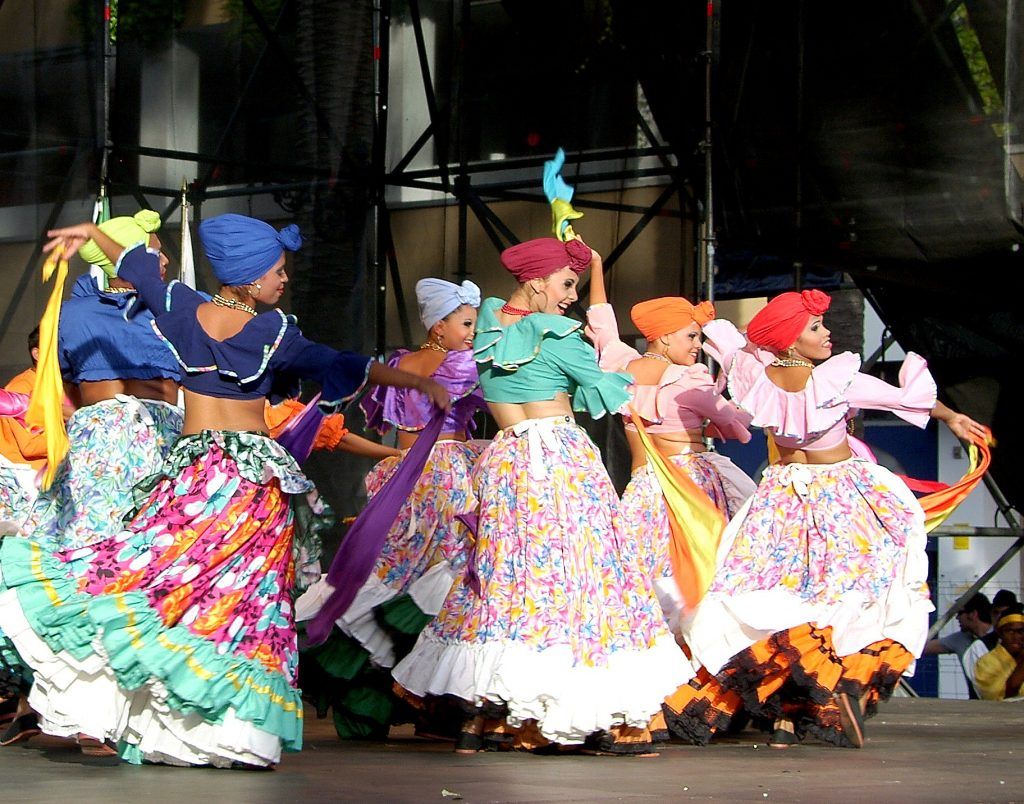 Inicia el Festival Folclórico Colombiano en Ibagué