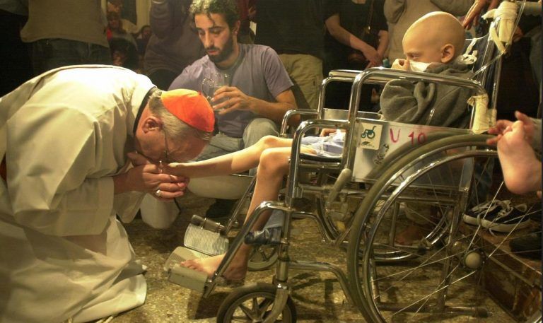 De la lógica del egoísmo a la de la hospitalidad