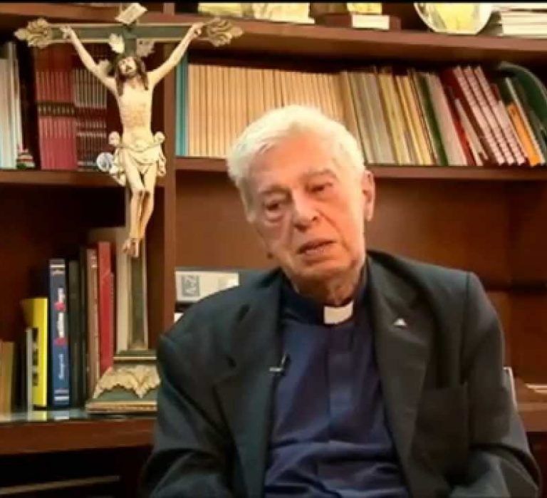 Padre Eliécer García un educador incansable