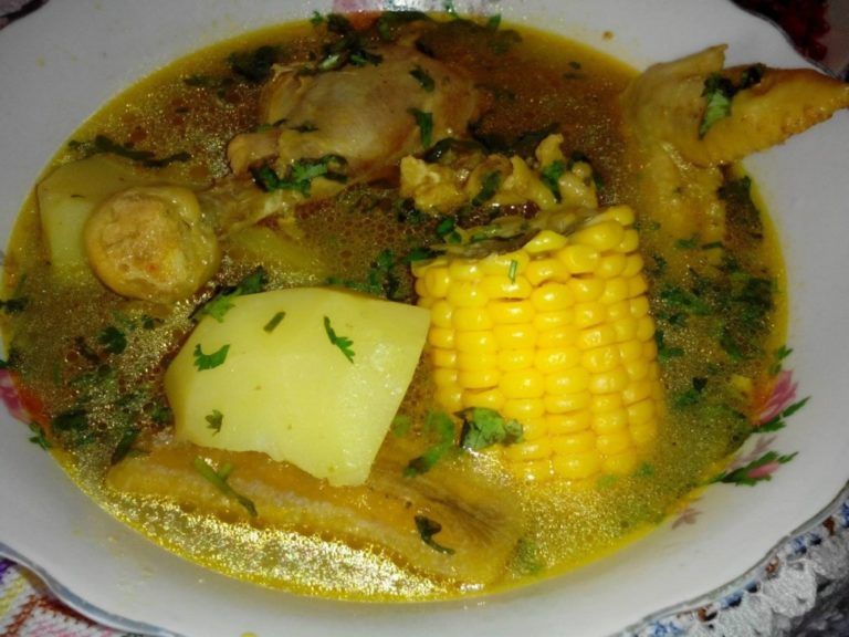 Sancocho de gallina criolla