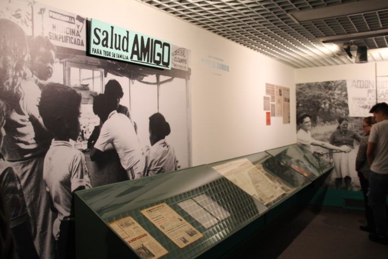 Inauguración de la exposición Radio Sutatenza