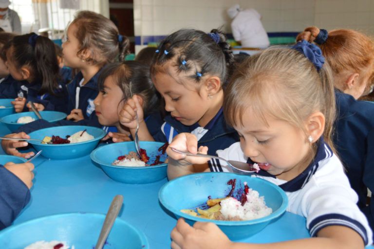 Programas de alimentación escolar para América Latina y el Caribe