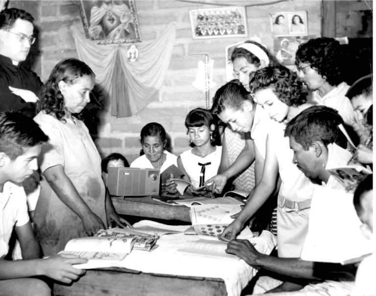 Promoción de la alfabetización en la frontera de los Llanos