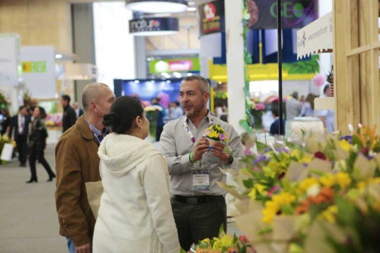 Colombia trabaja por impulsar crecimiento del sector floricultor