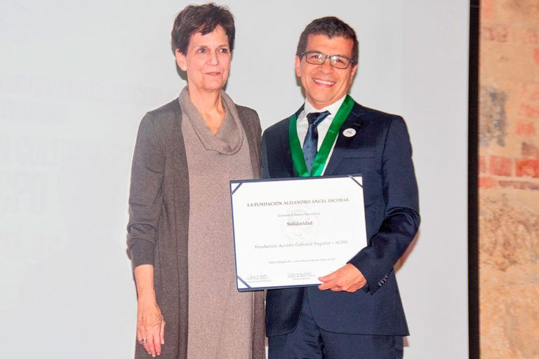 Se realizó la entrega de los Premios Nacionales de Ciencias y Solidaridad 2017