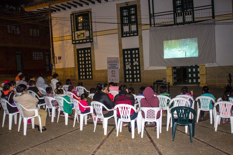 PÁZala de película, cine foro que promueve derechos cívicos y democráticos