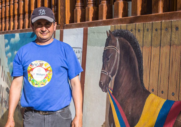 Miguelito, el pintor campesino que llenó de arte el municipio de Manta