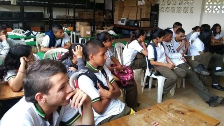 Jóvenes vallecaucanos que construyen su proyecto de vida en el campo