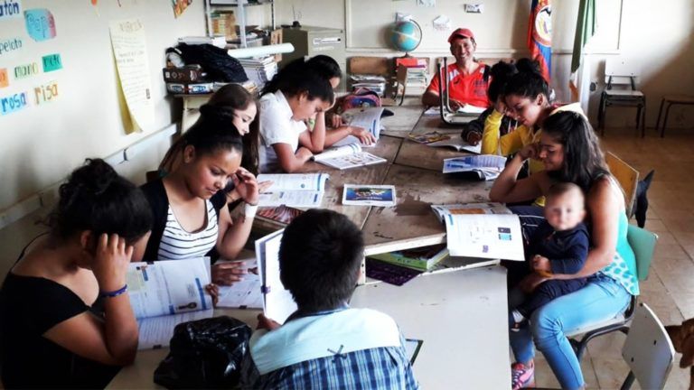 Apuestas por la educación: mejorando la calidad de vida en Guática