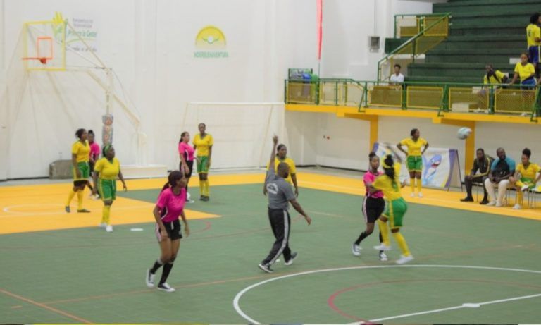 El balonpesado, un juego deportivo 100% colombiano