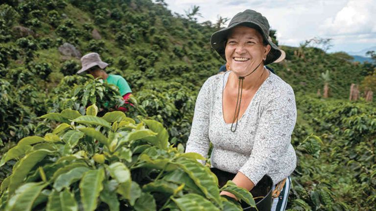 Mujeres campesinas en Colombia: algunas cifras y retos