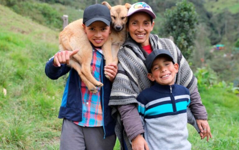 Nubia e hijos, una familia campesina que destaca en YouTube