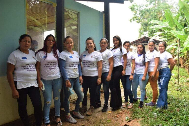 Mujeres de Caquetá reconocen su importancia en la construcción de paz