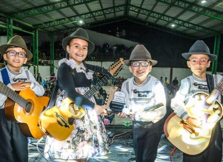 Carranga Kids, música andina para preservar la cultura campesina
