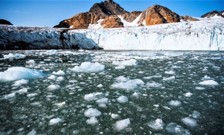 Deshielo masivo en Groenlandia, pérdidas glaciares por la crisis climática
