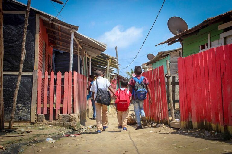 Carta del campo: Equidad para una educación rural fortalecida