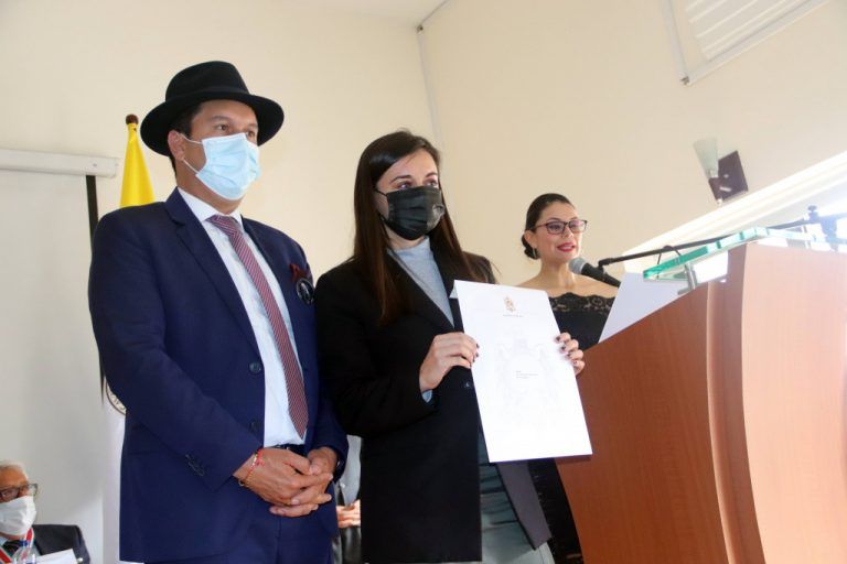 ACPO recibe condecoración en honor a la obra de monseñor Salcedo