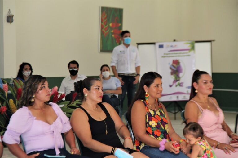 La labor comprometida de ACPO con las mujeres reincorporadas