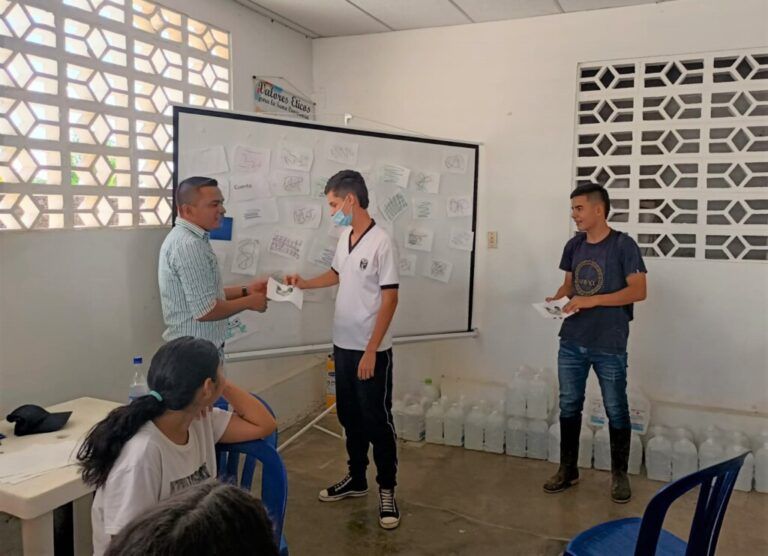Acompañamiento de los padres para el crecimiento de la juventud rural