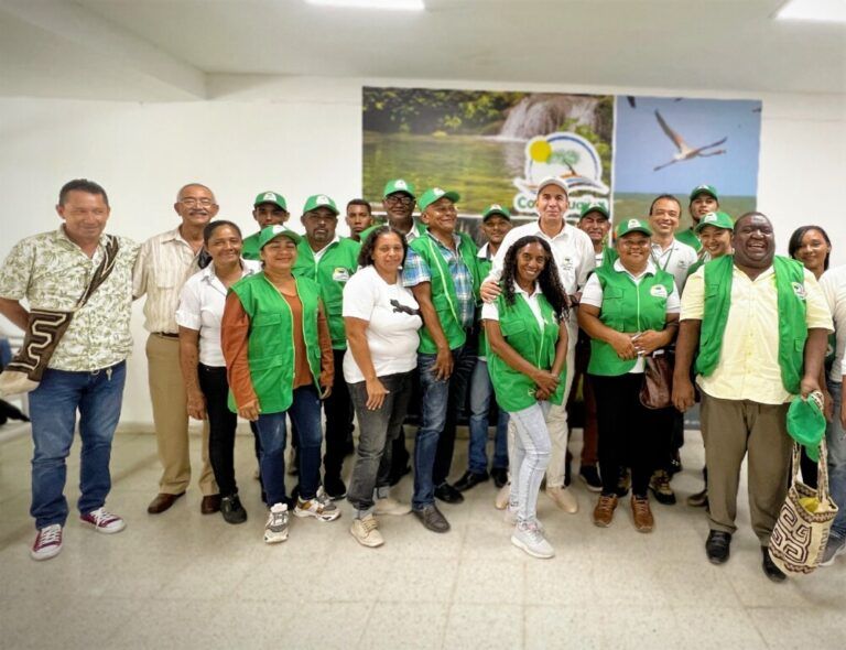 Vigías rurales se forman por la protección de los ecosistemas guajiros