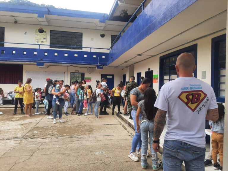 Campesinos antioqueños fueron atendidos por Super Brigada de salud