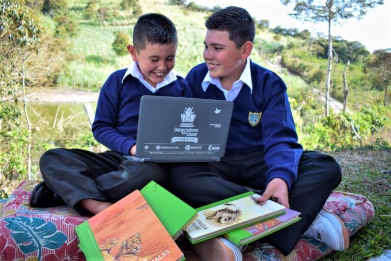 Con el uso de las TIC se transforma la educación en el campo