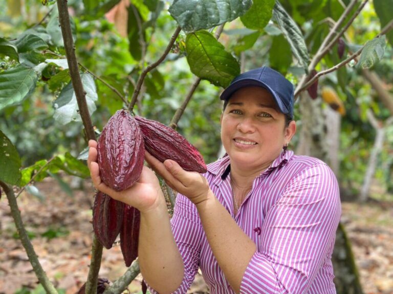Cacao colombiano deleita paladares en el Salón del Chocolate de París