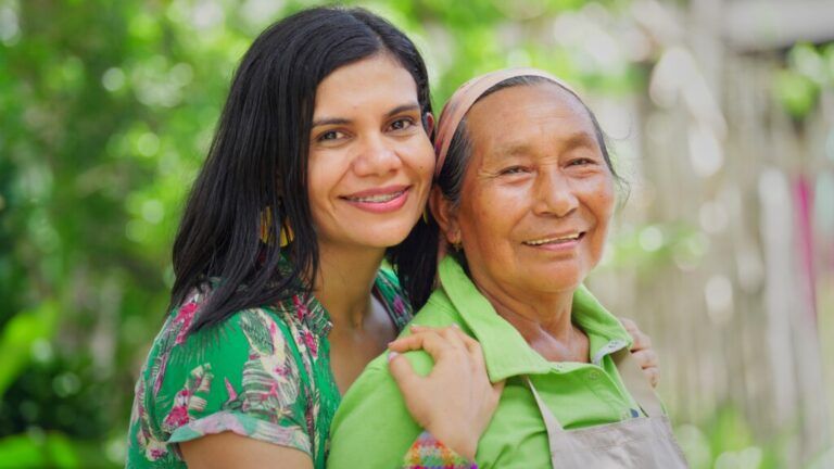 Día Internacional de las Mujeres Indígenas: Celebrando su Liderazgo y Preservación Cultural