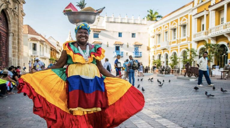 Día de la Raza: Celebrando la Diversidad Étnica y Cultural Colombiana